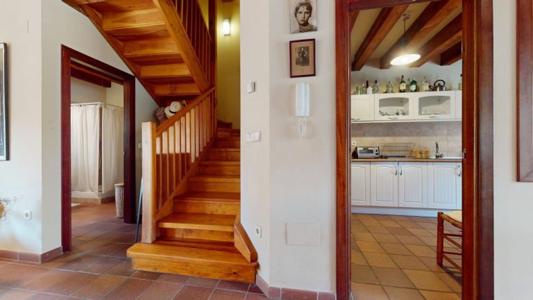 La-Vega-11-La-Cuesta-08272024_055307