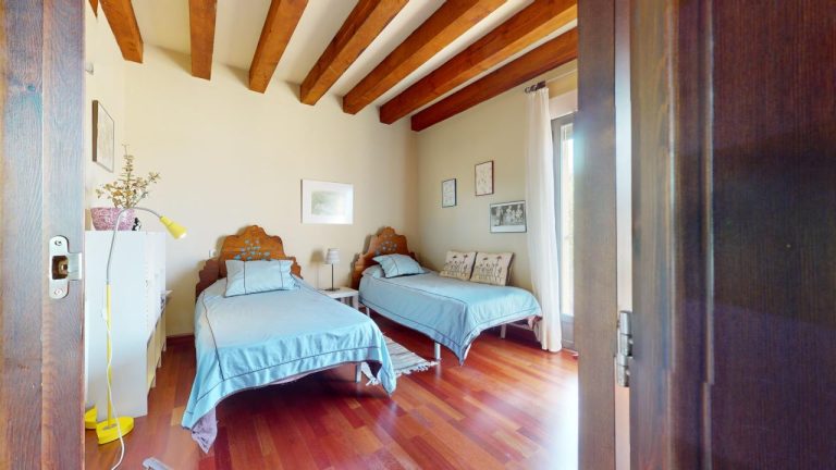 La-Vega-11-La-Cuesta-08272024_055648