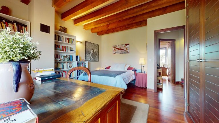 La-Vega-11-La-Cuesta-08272024_055911